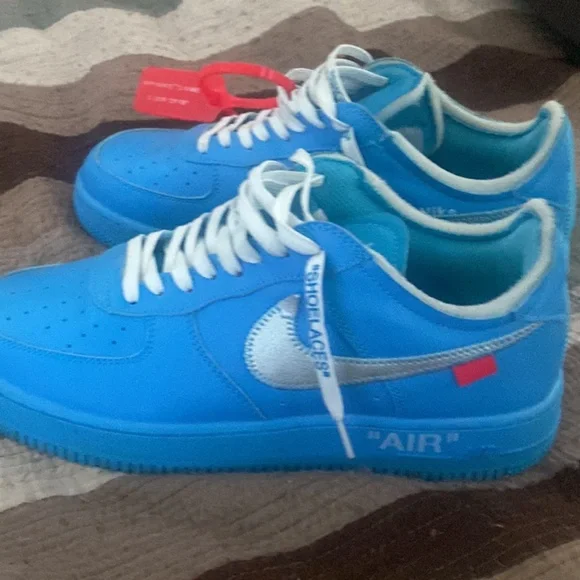 Off white mcas
